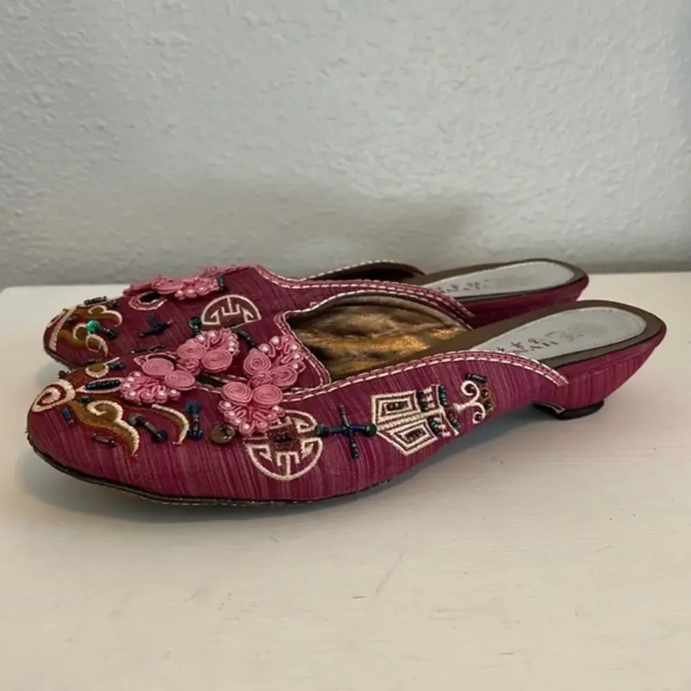 HYND Beaded & Embroidered Oriental Slip On shoes women’s size 40